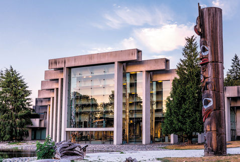 MUSEO DE ANTROPOLOGÍA MUSEO DE ANTROPOLOGÍA